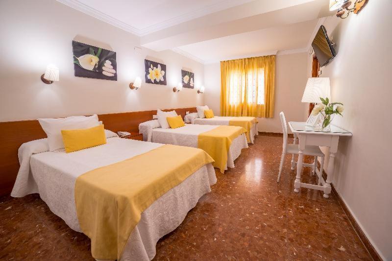 Hotel Romerito Málaga Szoba fotó