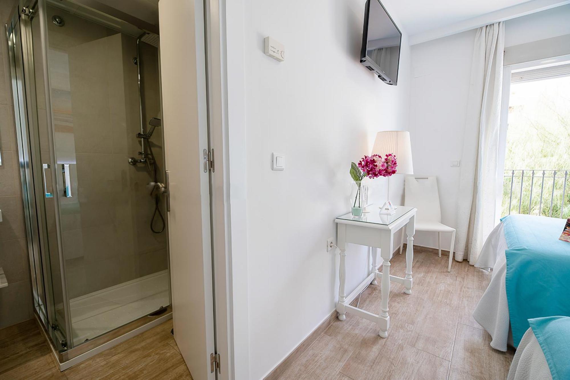 Hotel Romerito Málaga Szoba fotó