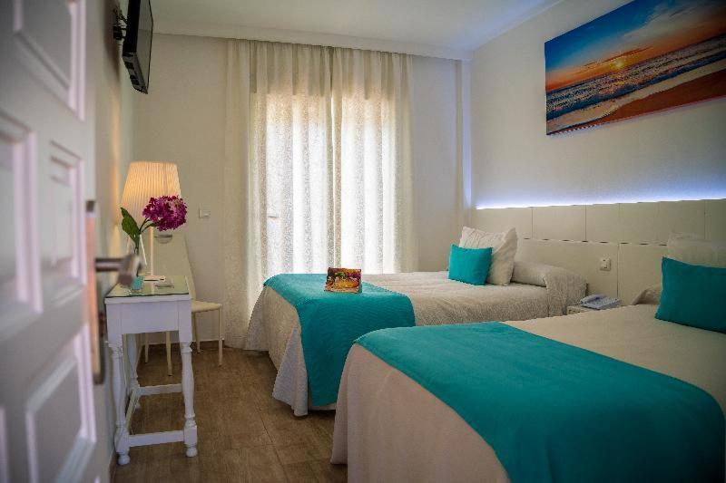 Hotel Romerito Málaga Szoba fotó
