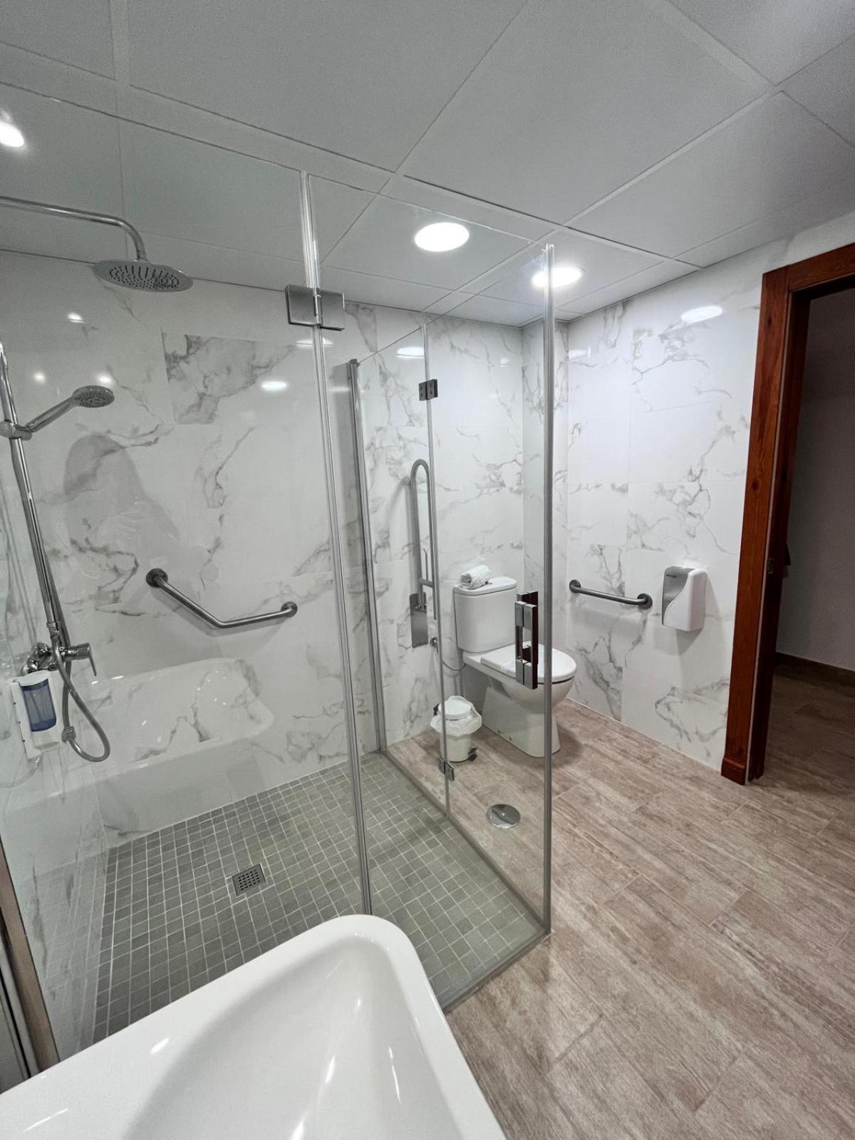 Hotel Romerito Málaga Kültér fotó